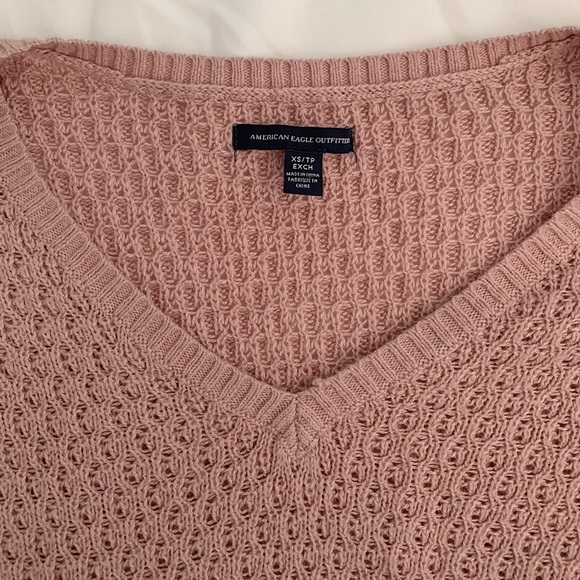 American eagle blush sweater!!! - Picture 2 of 4